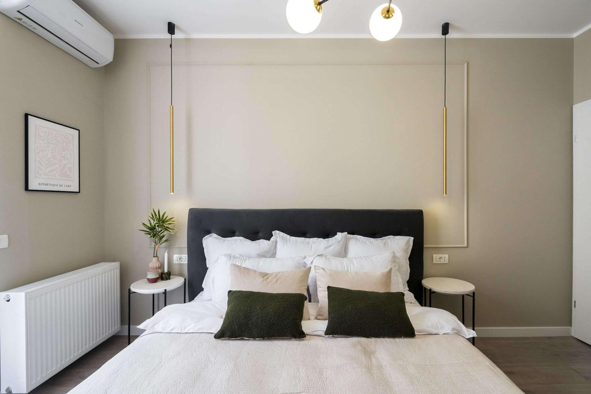 Gorgeous & Bright 2br - Steps From Old Town 布加勒斯特